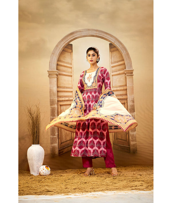 Buy online Self Design Embroidered Semi-stitched Suit Set from Suits &  Dress material for Women by Shimeroo Fashion for ₹3129 at 58% off | 2024  Limeroad.com