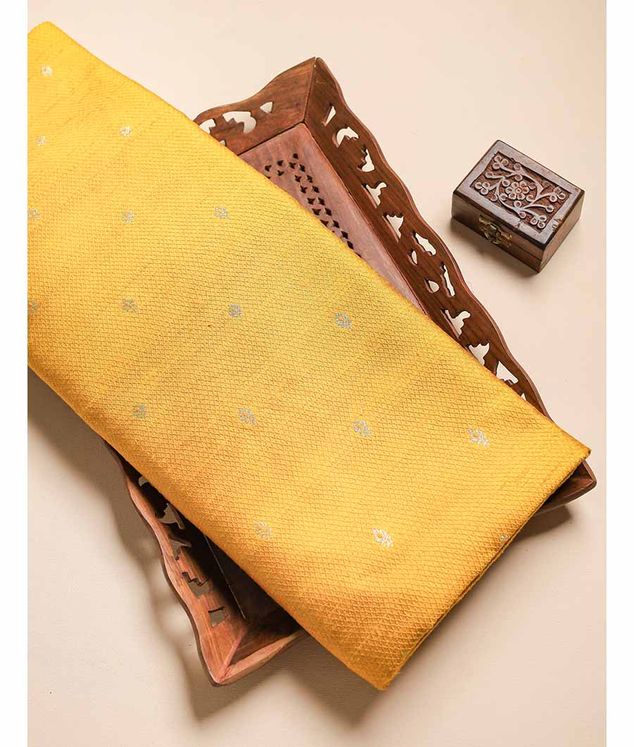 ROYAL BANARASI LINEAGE (MEENA BOOTI)