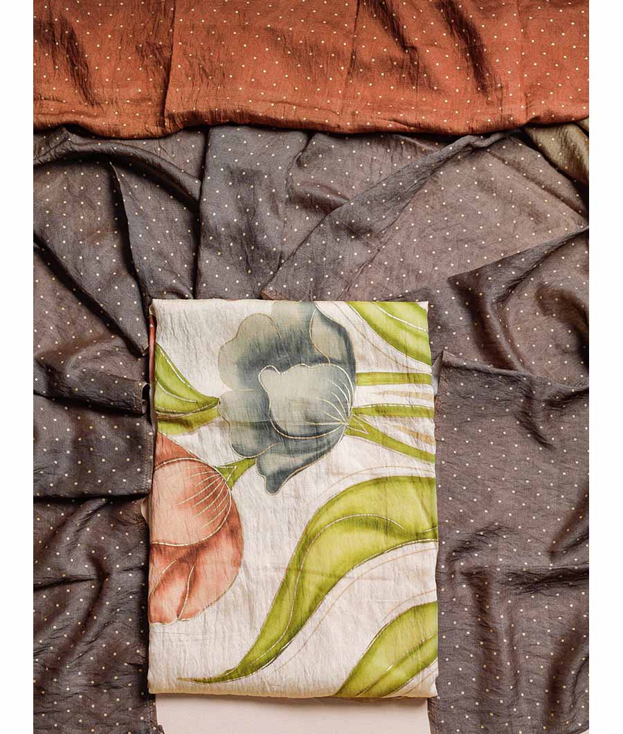 GULZAR'E'MOGRA - BRUSH PAINTED MOGRA CHANDERI SUIT SET