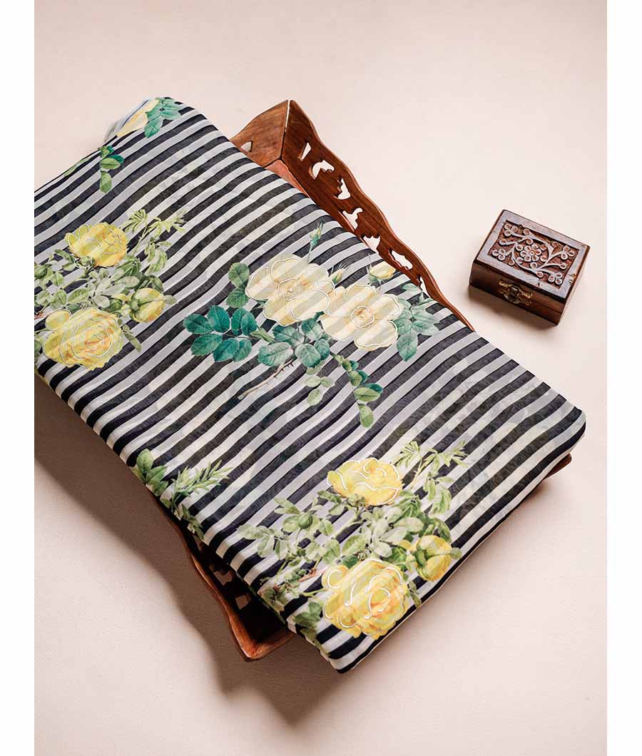 PURE VISCOSE GEORGETTE FOIL PRINTED FABRIC