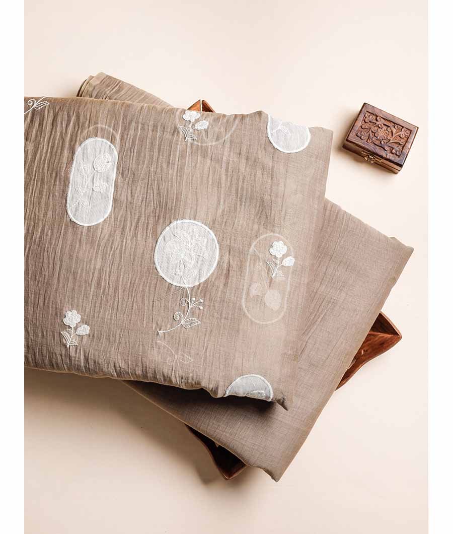 MUL CHANDERI APPLIQUE WORK & PLAIN FABRIC