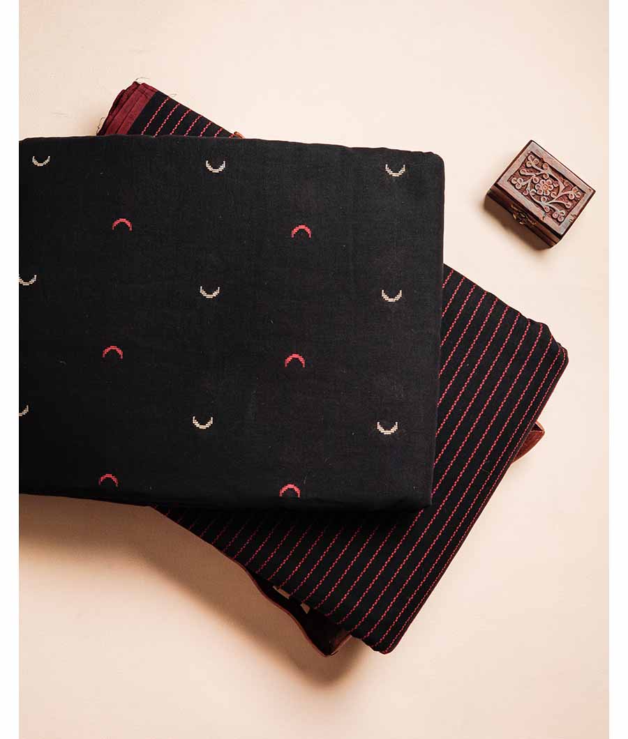 COTTON WOVEN FABRIC