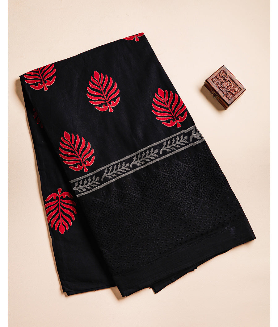 COTTON SCHIFFLI HAKOBA BORDER FABRIC