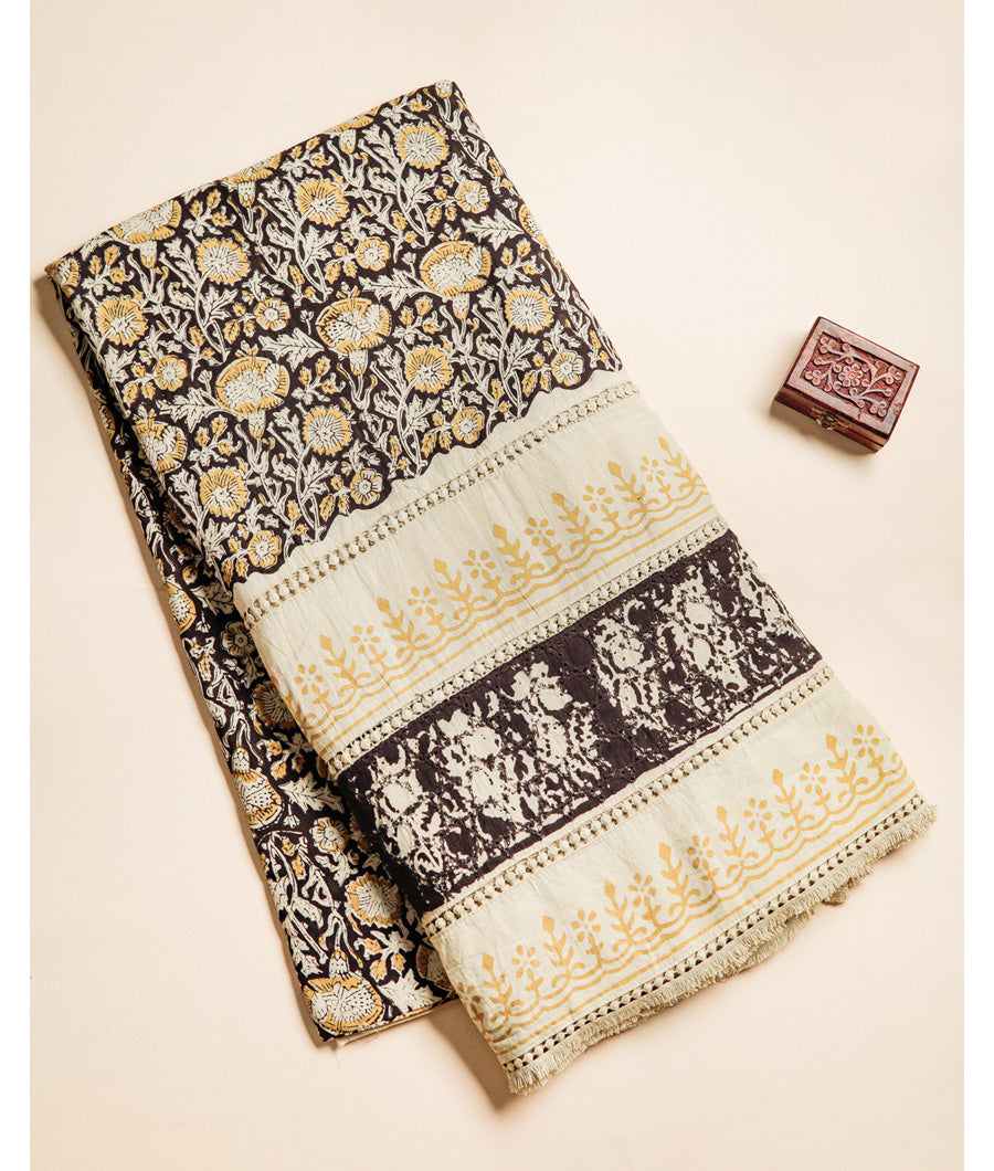 COTTON HANDBLOCK PRINTED SCHIFFLI LACE BORDER FABRIC