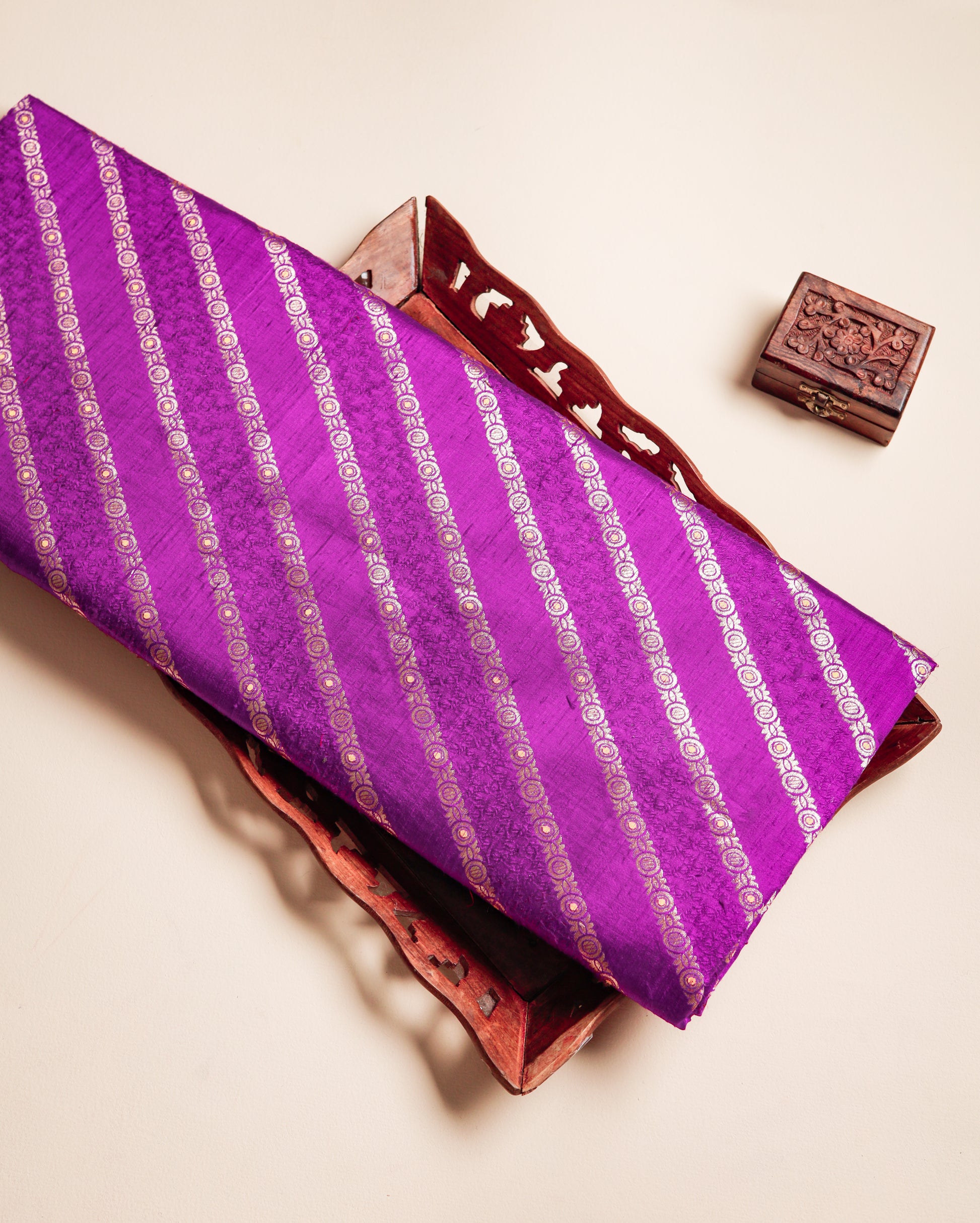 ROYAL LINEAGE PURE HANDLOOM BANARASI DUPION SILK FABRIC