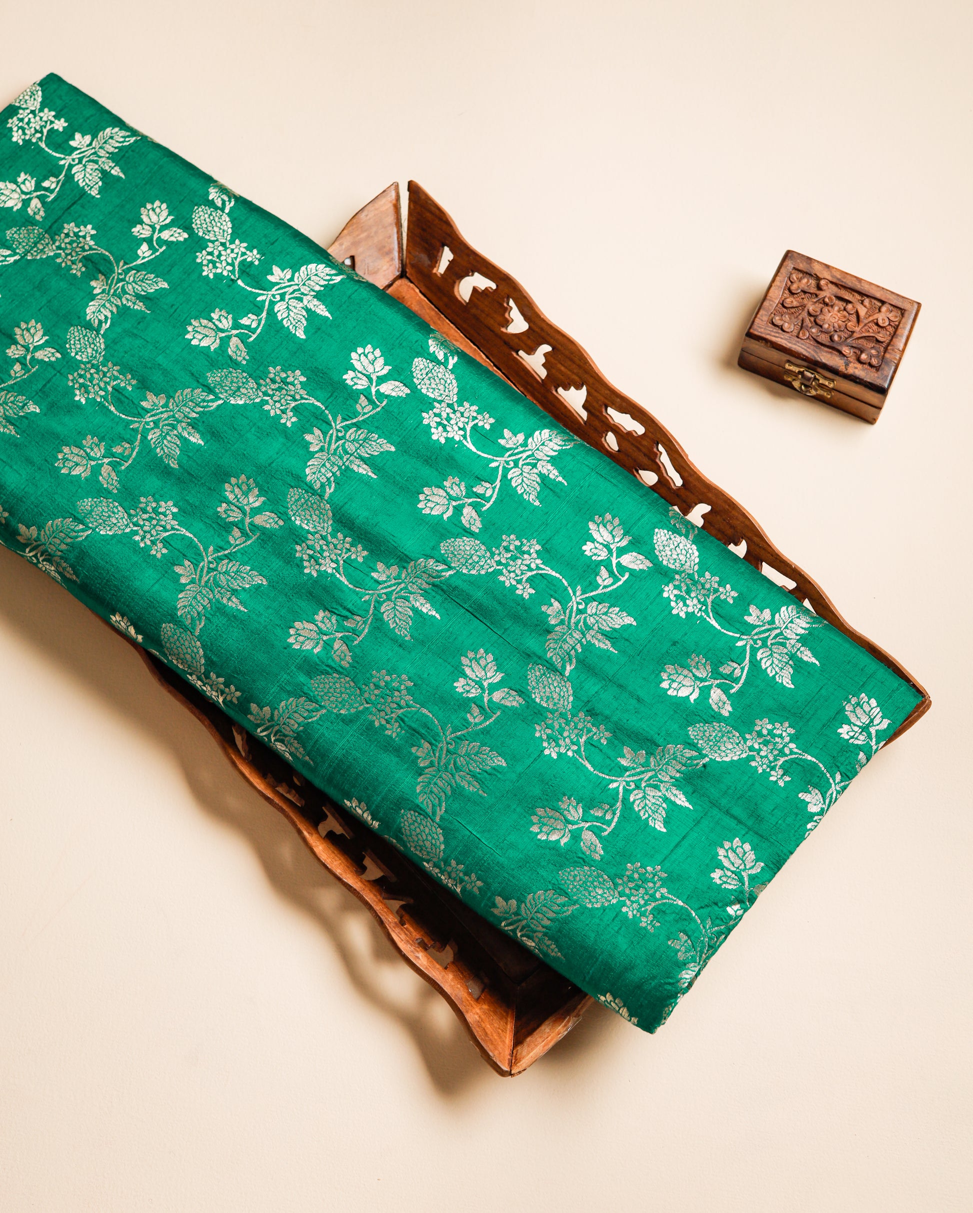 ROYAL LINEAGE PURE HANDLOOM BANARASI DUPION SILK FABRIC