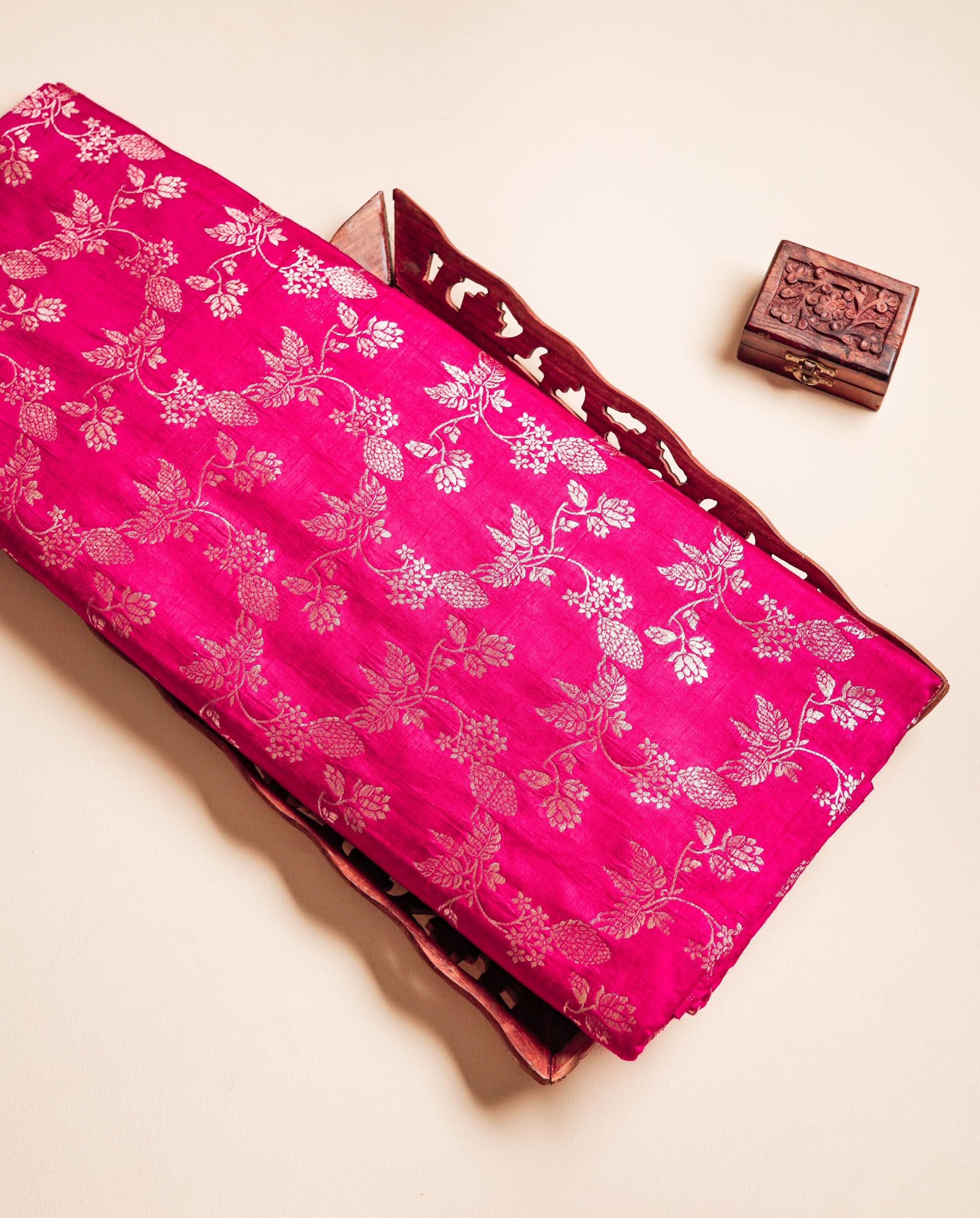 ROYAL LINEAGE PURE HANDLOOM BANARASI DUPION SILK FABRIC