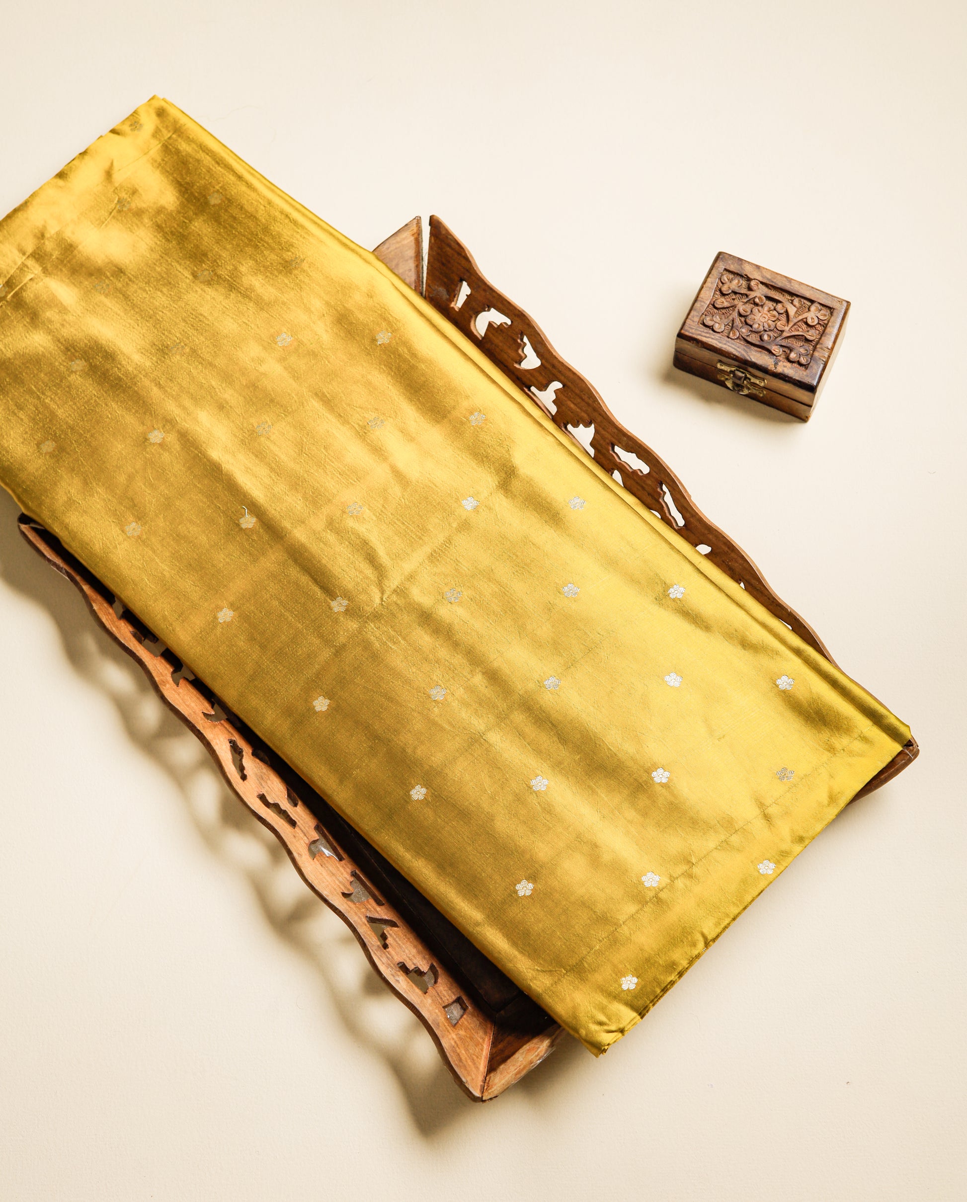 PURE BANARASI POONA SILK BUTTA FABRIC