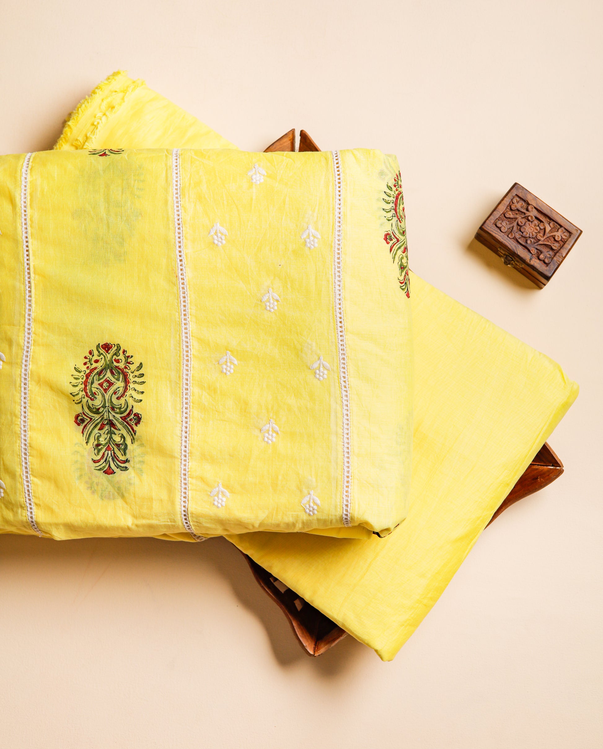 MUL CHANDERI BLOCK PRINT WITH EMBROIDERED & PLAIN DYED FABRICS