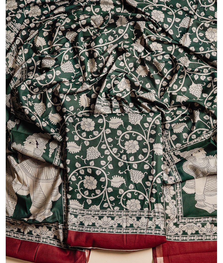 ASSAM SILK SUIT SET