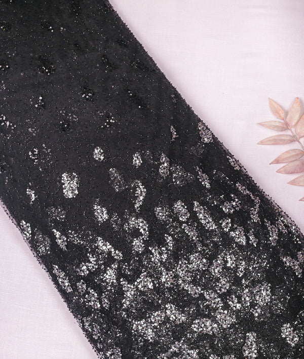 Net fabric with sequence embroidery