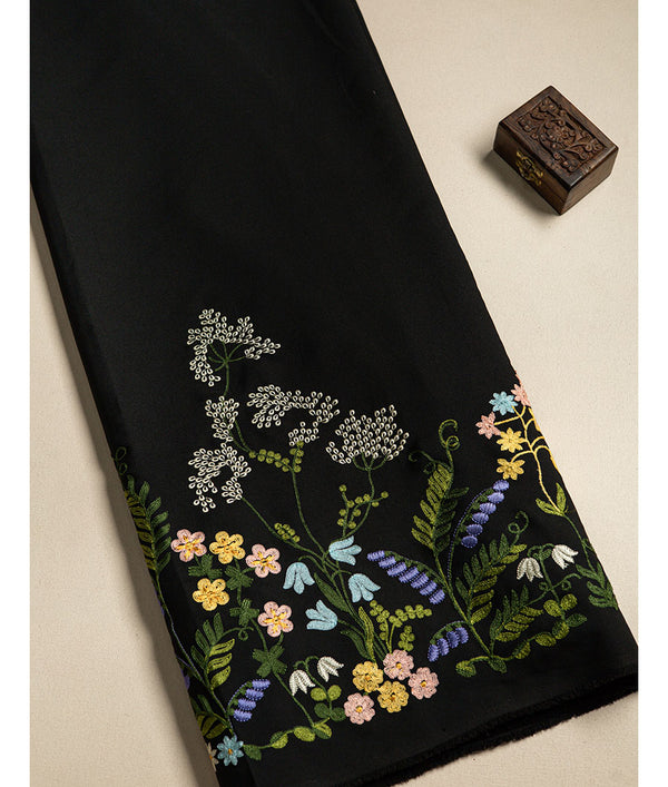 BANANA CREPE EMBROIDERED FABRIC