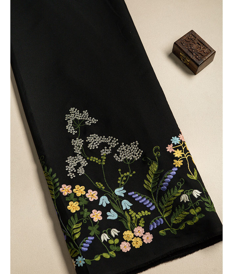 BANANA CREPE EMBROIDERED FABRIC